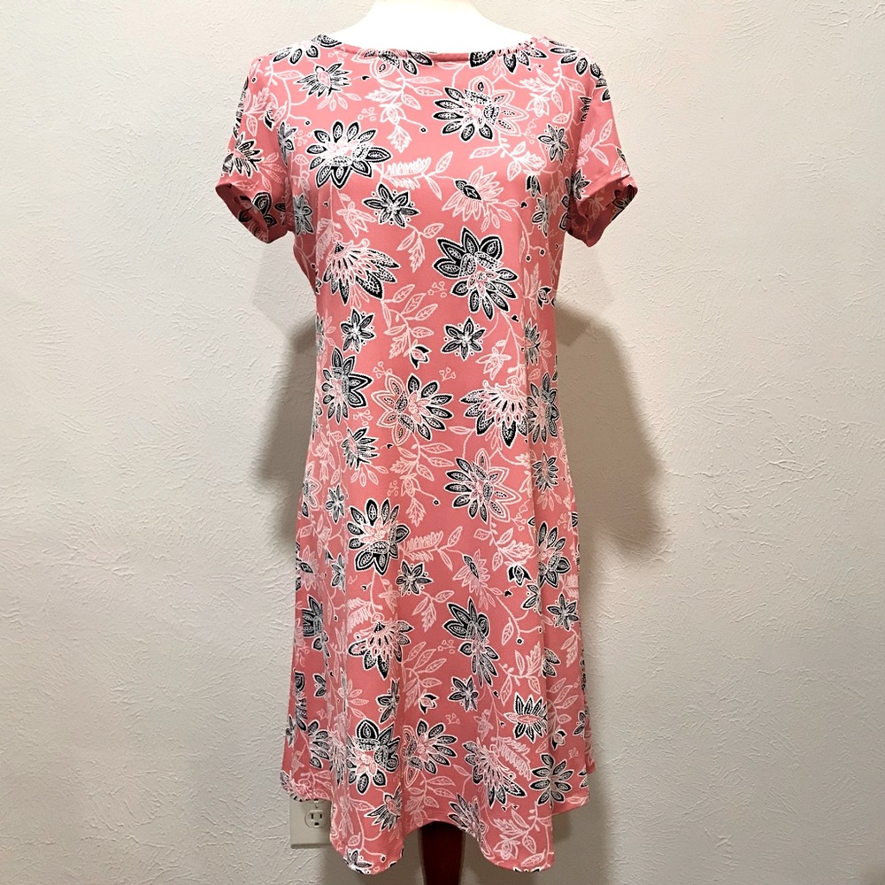 Ronni Nicole pink, black and white floral dress. Size M